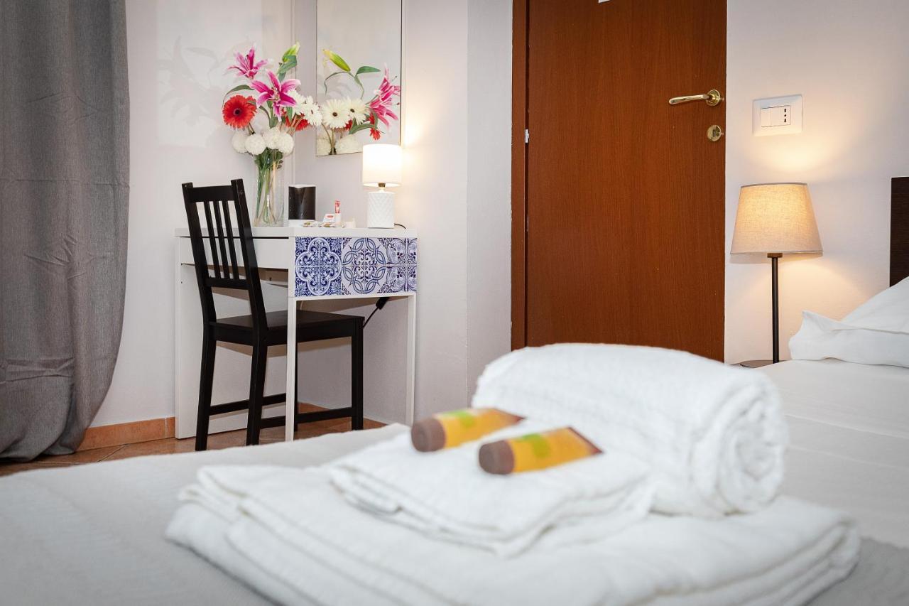 Stesicoro Exclusive Rooms Catania Ngoại thất bức ảnh