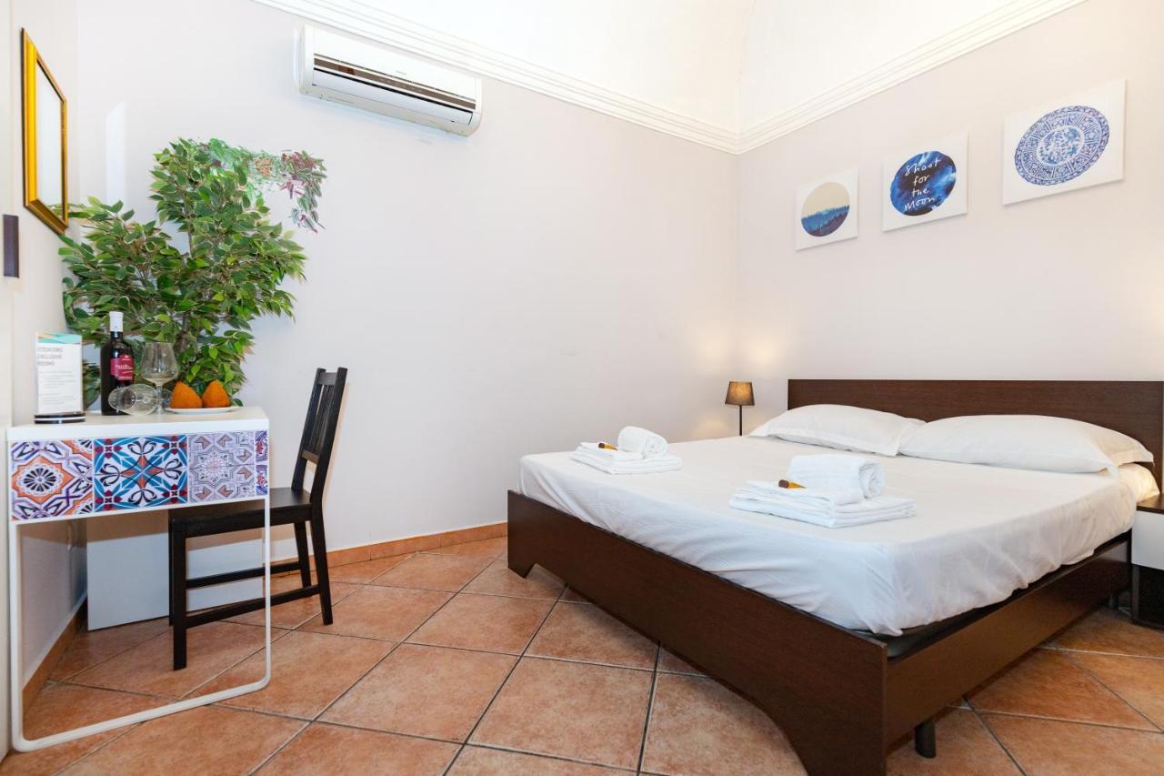 Stesicoro Exclusive Rooms Catania Ngoại thất bức ảnh